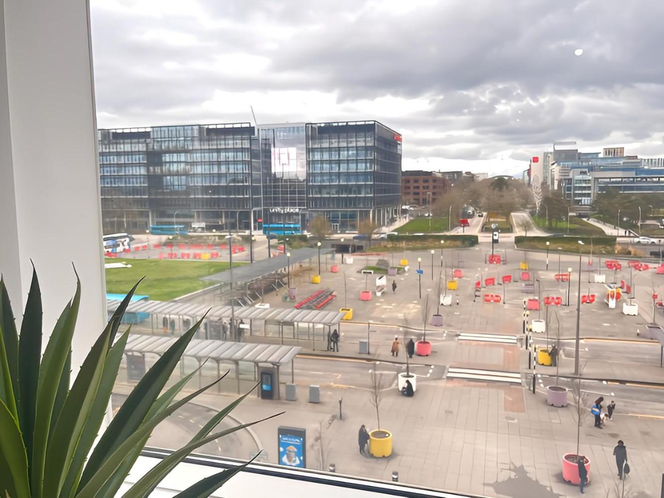 1Br Luxury Flat At Train Station - Long Stays Welcome - Just Ask Milton Keynes Exteriör bild
